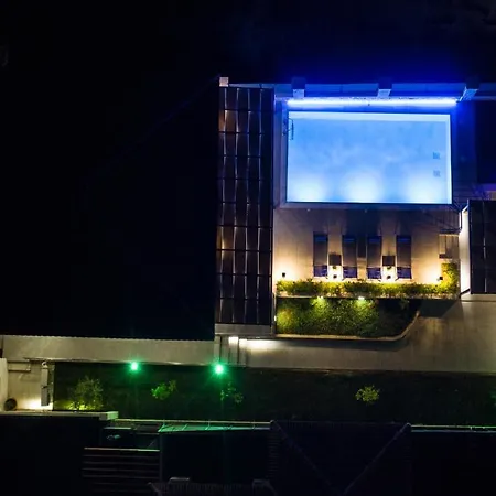 Lea Villa