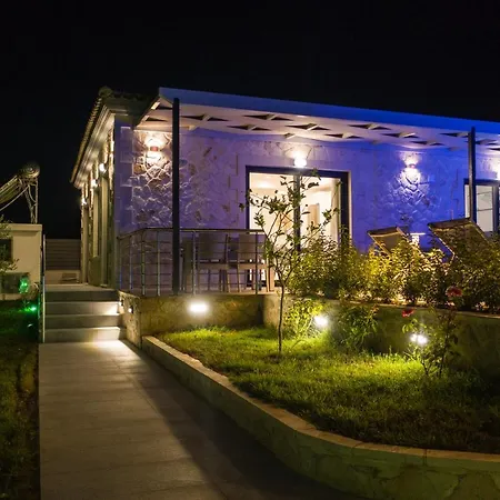 Lea Villa