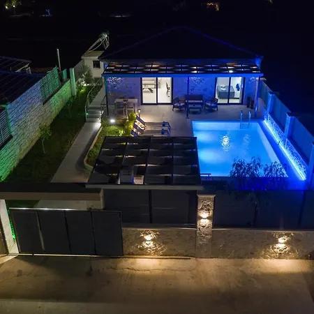 Lea Villa Villa
