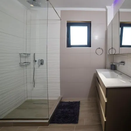 Lea Villa * Gaitani